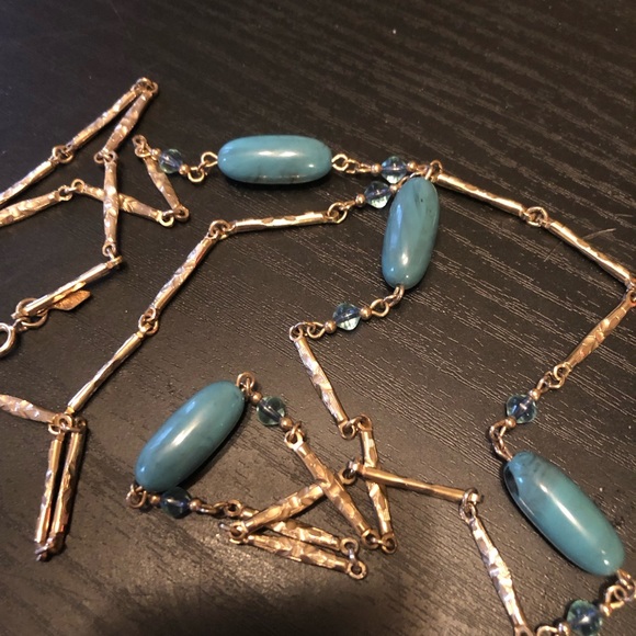 Sarah Coventry Howlite and Blue Topaz Necklace - Picture 4 of 6